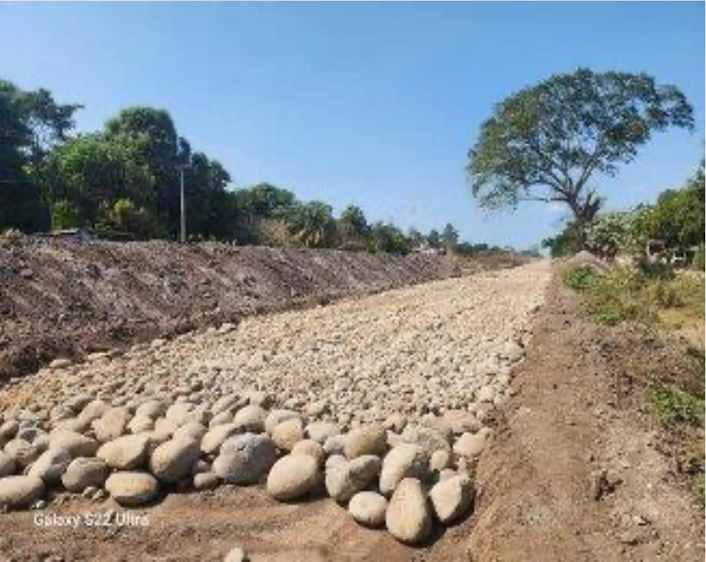 Conformación de terracerías — Tren Interoceánico Línea K