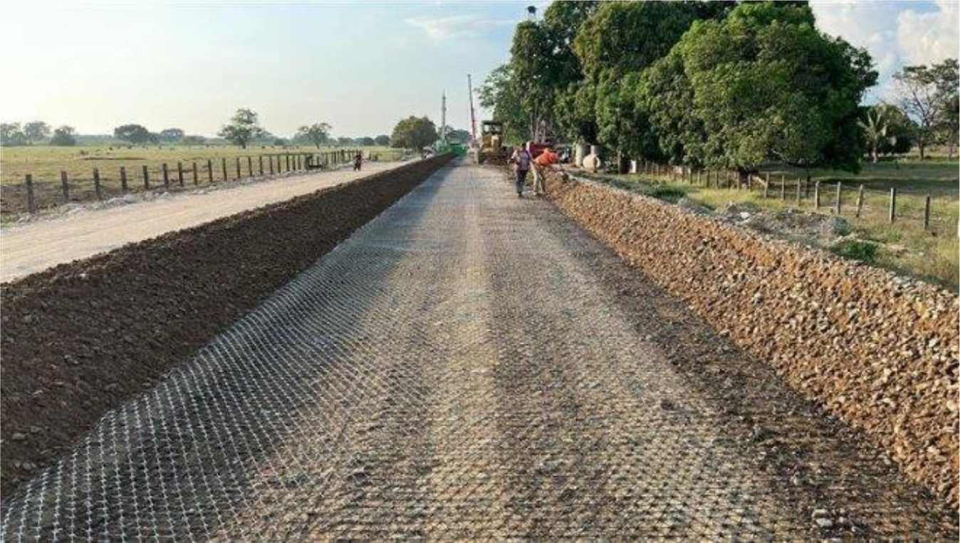 Conformación de terracerías — Tren Interoceánico Línea K
